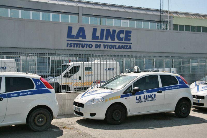 Incendio e furto sventati dalla "Lince" | Cronaca Carrara - Qui News Massa Carrara