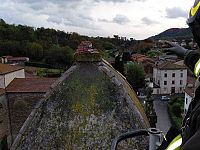 Il campanile centrato dal fulmine