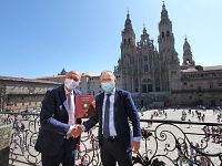 L'assessore Sabella col sindaco di Santiago de Compostela