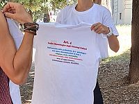 La maglietta dell'ordine degli psicologi al Toscana Pride 2023
