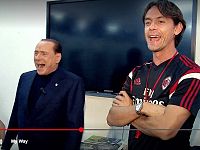 Berlusconi con Filippo Inzaghi, ai tempi in cui allenava il Milan