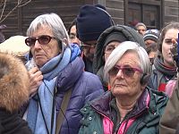 Andra e Tatiana Bucci durante la visita degli studenti toscani ad Auschwitz