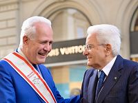 Sergio Mattarella accolto da Eugenio Giani