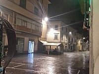 Piazza Cavour sotto la pioggia battente di questa notte
