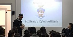 Bimbi a lezione per difendersi dal cyberbullismo
