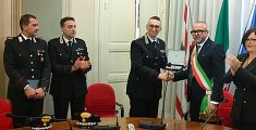 L'ordinario nello straordinario, premiati i Carabinieri in Comune