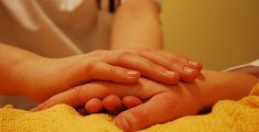 mano nella mano caregiver