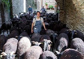 Carolina Leonardi, una delle donne pastore in Toscana