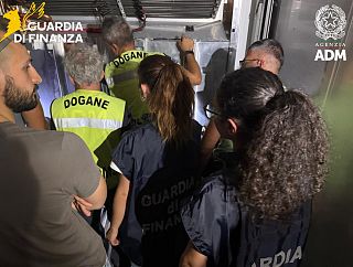L'operazione della guardia di finanza