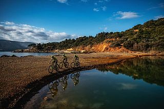 Bikers al laghetto di Terranera