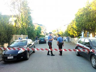 Carabinieri sul luogo di un omicidio - foto di repertorio