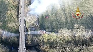 incendio vicino ferrovia