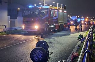 incidente ambulanza vigili fuoco
