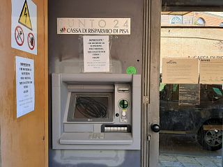 Il bancomat dismesso 