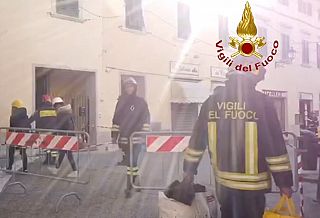 pompieri al lavoroi