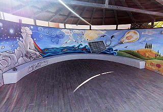 Il murales realizzato dagli studenti del Liceo artistico di Montevarchi