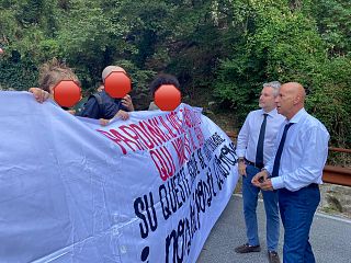 Il presidio con blocco stradale