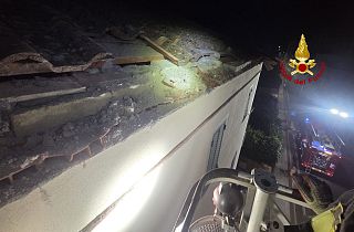 I vigili del fuoco intervenuti nella notte