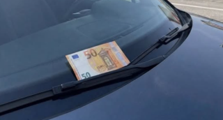 truffa banconota auto