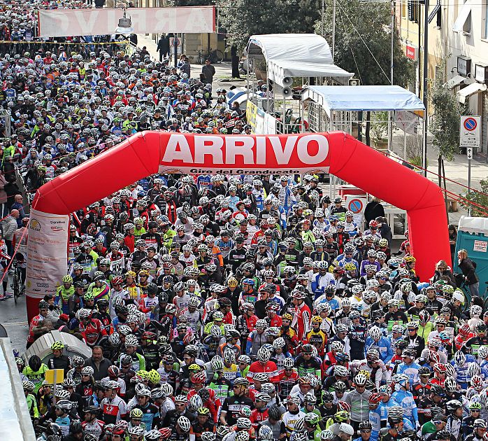 percorso in bicicletta san benedetto del tronto livorno