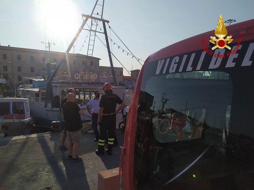 affonda il ca moro il peschereccio ristorante cronaca livorno