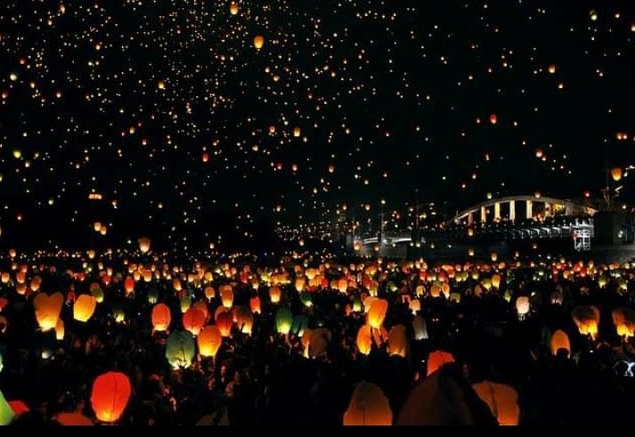 San Silvestro non fuochi d artificio ma lanterne Attualit AREZZO