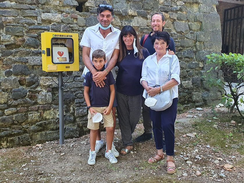 Un defibrillatore in ricordo di Paolo Romanelli Attualit AREZZO