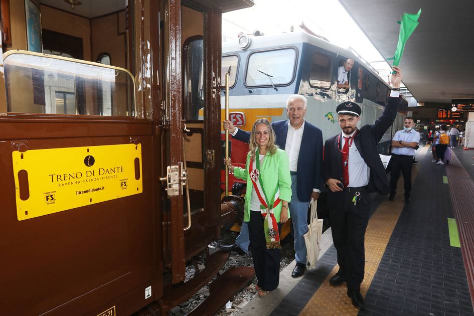 Paletta verde e parte il Treno di Dante - Vimarsana News