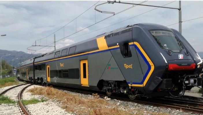 Viaggi in treno ecco un nuovo convoglio Rock Attualit AREZZO