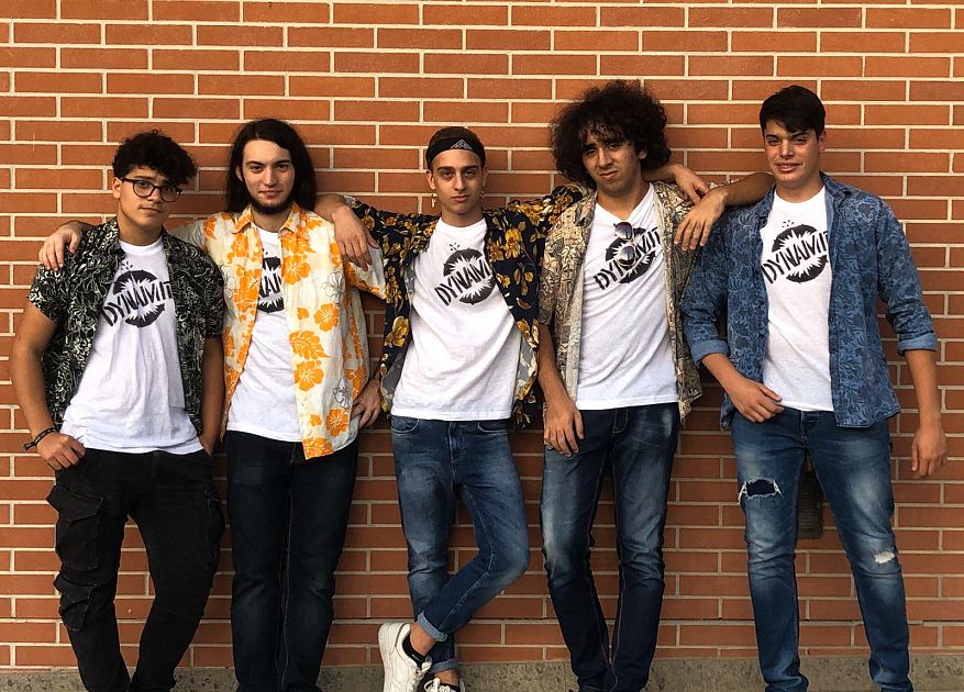 Н синг группа. Msing. Msing. _the_tur boys. Китайская группа.