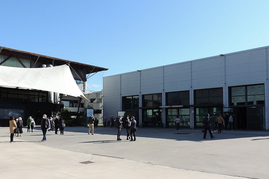 Vaccini tra lo stop e il trasloco al Teatro Tenda Attualit AREZZO