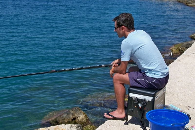 Voglio pescare in vacanza: cosa mi porto? - Il Blog di SportIT.com