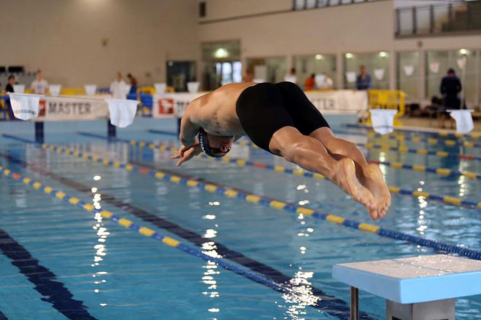 La Chimera Nuoto organizza corsi per adulti Sport AREZZO