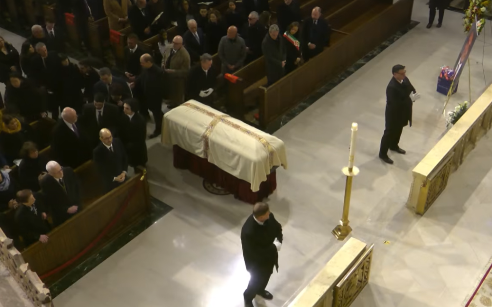 Addio a Rocco Commisso, l'ultimo saluto a New York | Cronaca NEW YORK