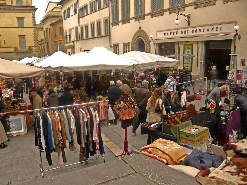 Arriva il mercatino delle pulci a Campo di Marte Attualit Arezzo