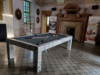 Il tavolo da biliardo in marmo
