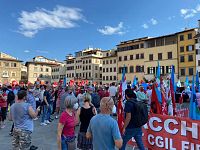 La manifestazione in piazza Santa Croce