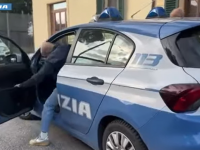 La polizia durante l'intervento