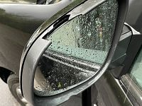 danni a specchietto auto