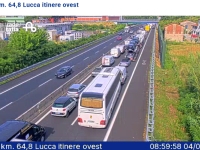 La coda sulla A11 dopo l'incidente