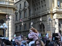 La Befana a Firenze in piazza della Repubblica