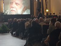 L'ultimo saluto a Sergio Staino nel Salone dei 500 in Palazzo Vecchio