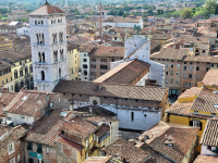Una veduta della città di Lucca