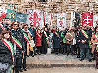 L'arrivo del corteo storico dei Gonfaloni sull'Arengario di Palazzo Vecchio