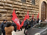 Il presidio dei lavoratori del Maggio Musicale Fiorentino
