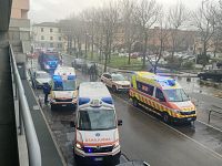 I soccorritori, è stato attivato il dispositivo di maxiemergenza