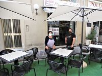 Gestori di una tavola calda in via Roma