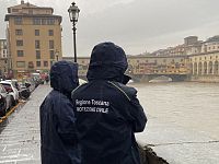 L'Arno in piena a Firenze