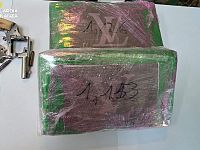 Droga e pistola sequestrate