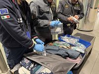 Parte dei farmaci illegali sequestrati